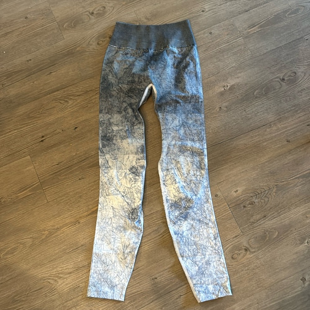 lululemon athletica Blue and Gray Leggings